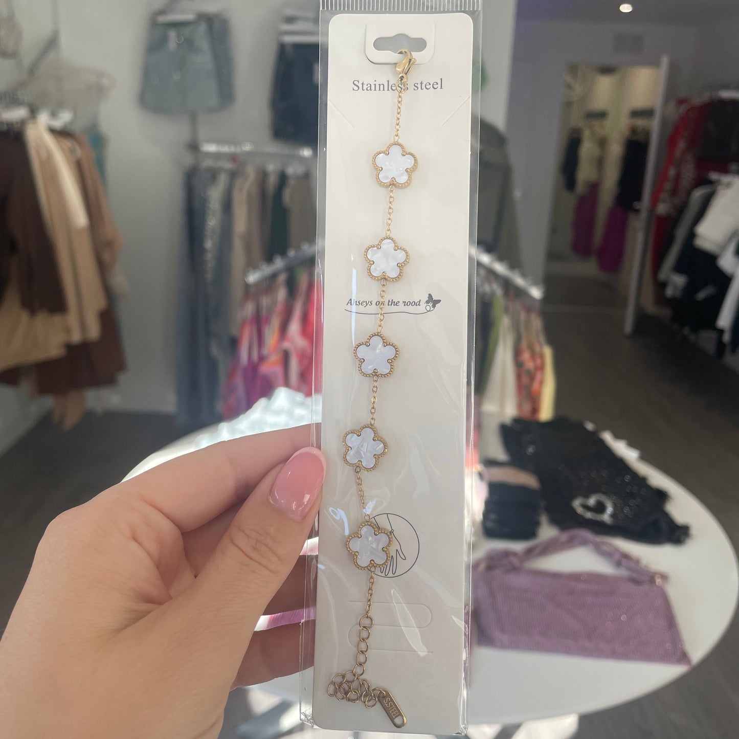 Clover Bracelet- White