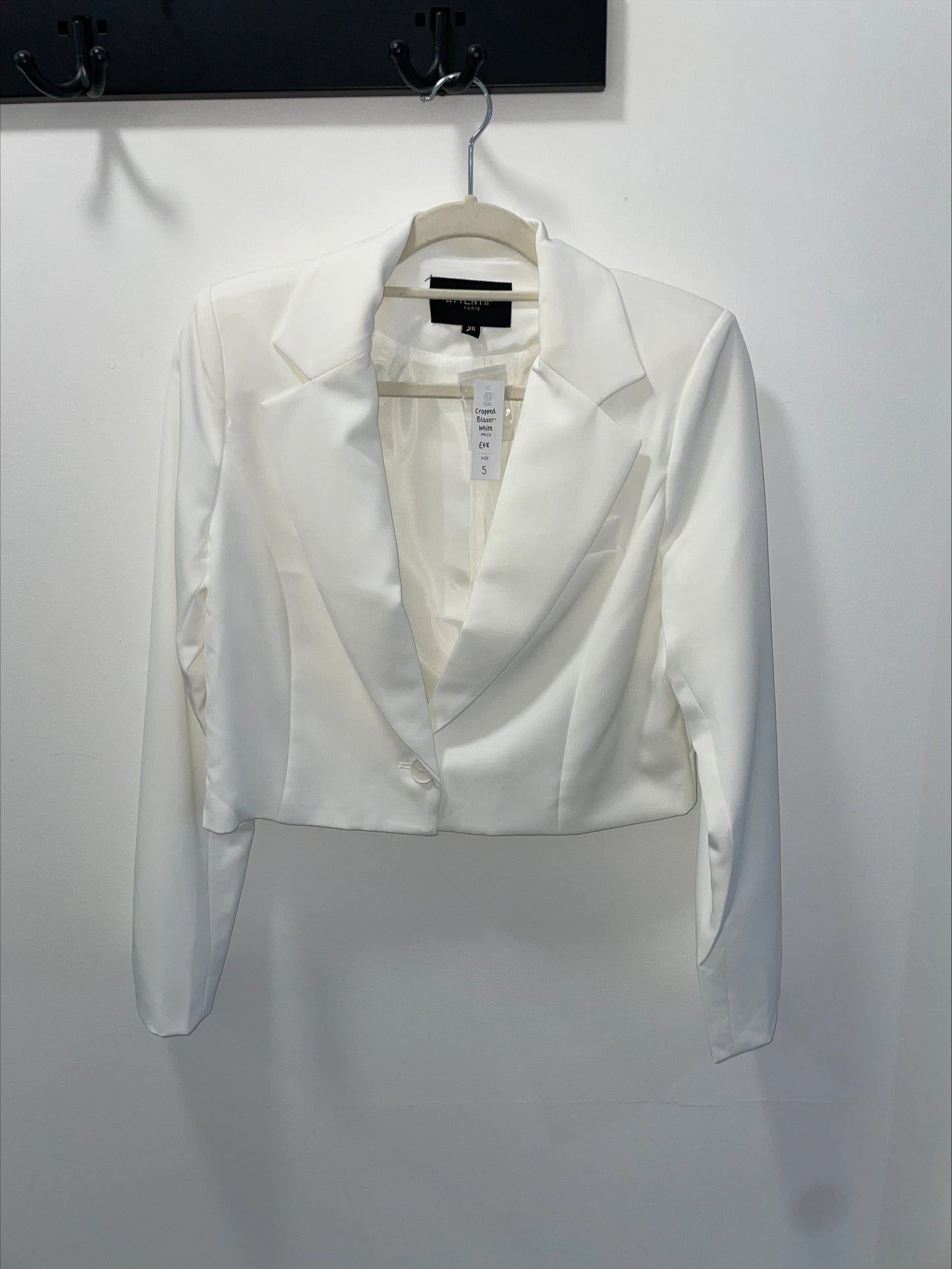Cropped Blazer - White