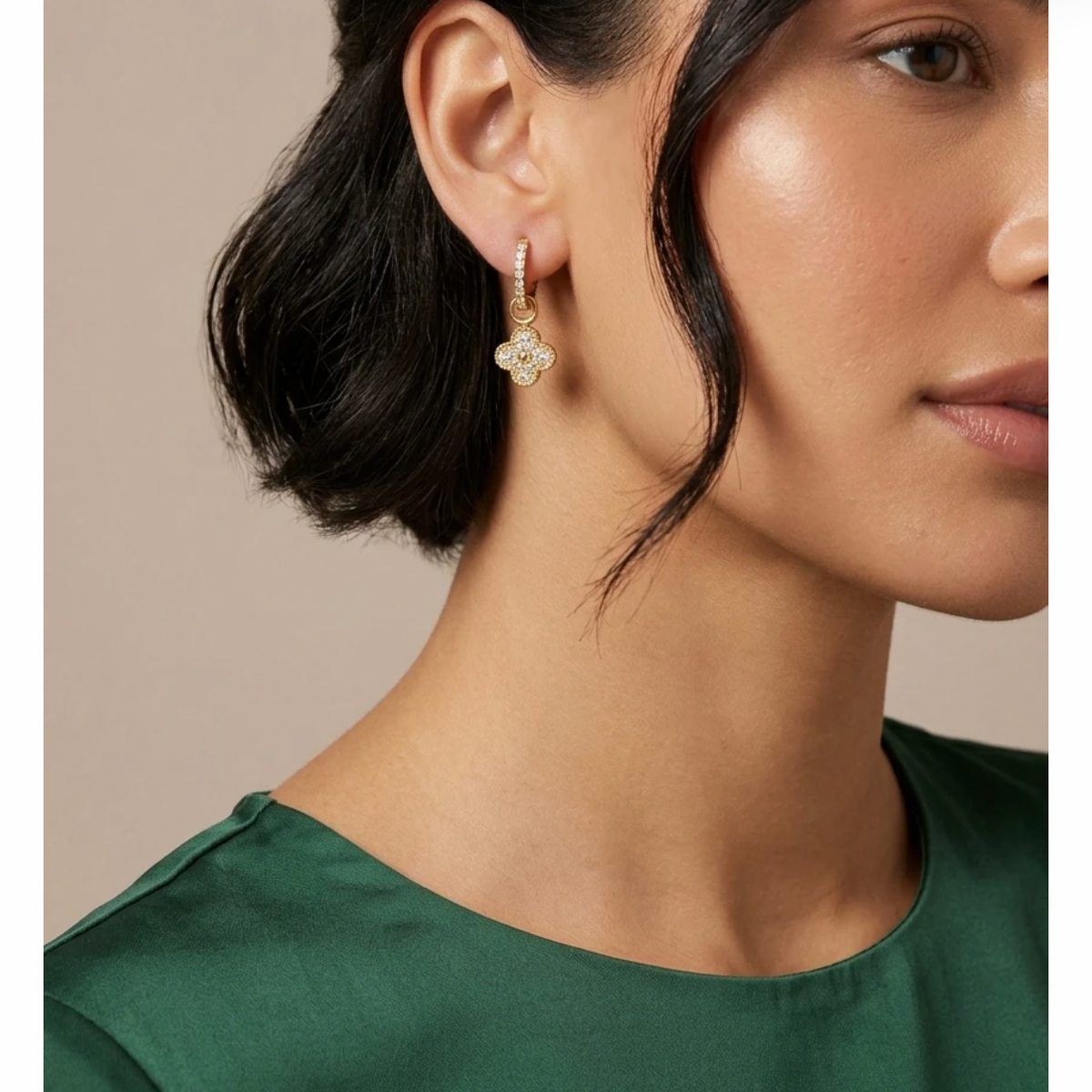 Clover Drop Earrings - Gold